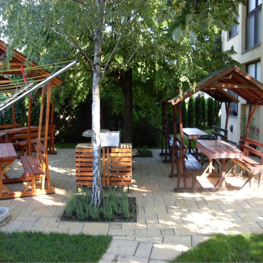 Pegazus Vendeghaz Hotel Hajduszoboszlo Exterior photo